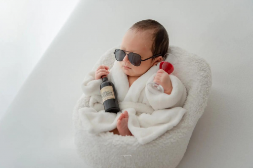 伊川宝宝几个月翻身才正常 伊川宝宝几个月翻身才正常